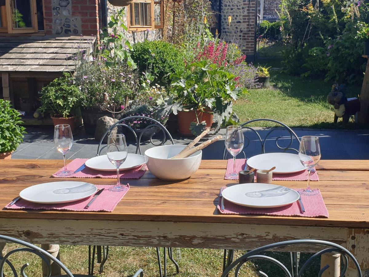 Delightful Cottage On The River Adur Close To Brighton & The Downs No Dogs Sorry Upper Beeding Exteriér fotografie